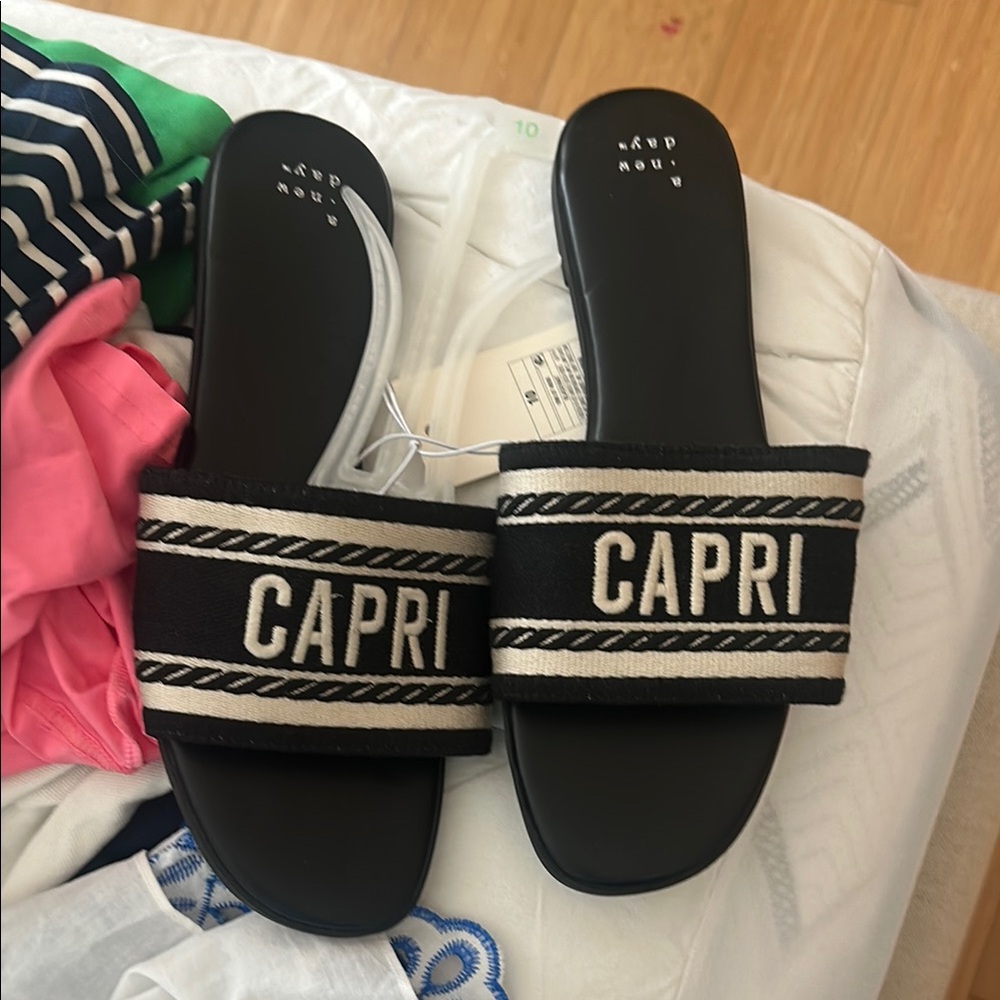 a new day Black and Cream Capri Sandals